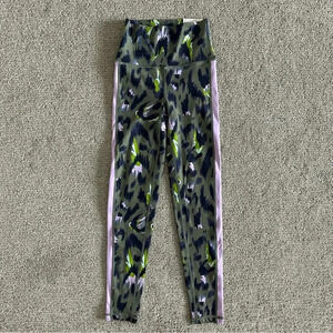 Aerie High Waist Leopard Stripe Move Leggings XS‎